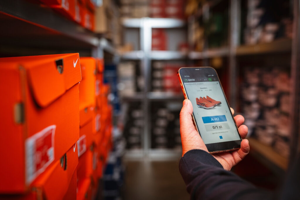 Lager hyllor telefon digital plocklista